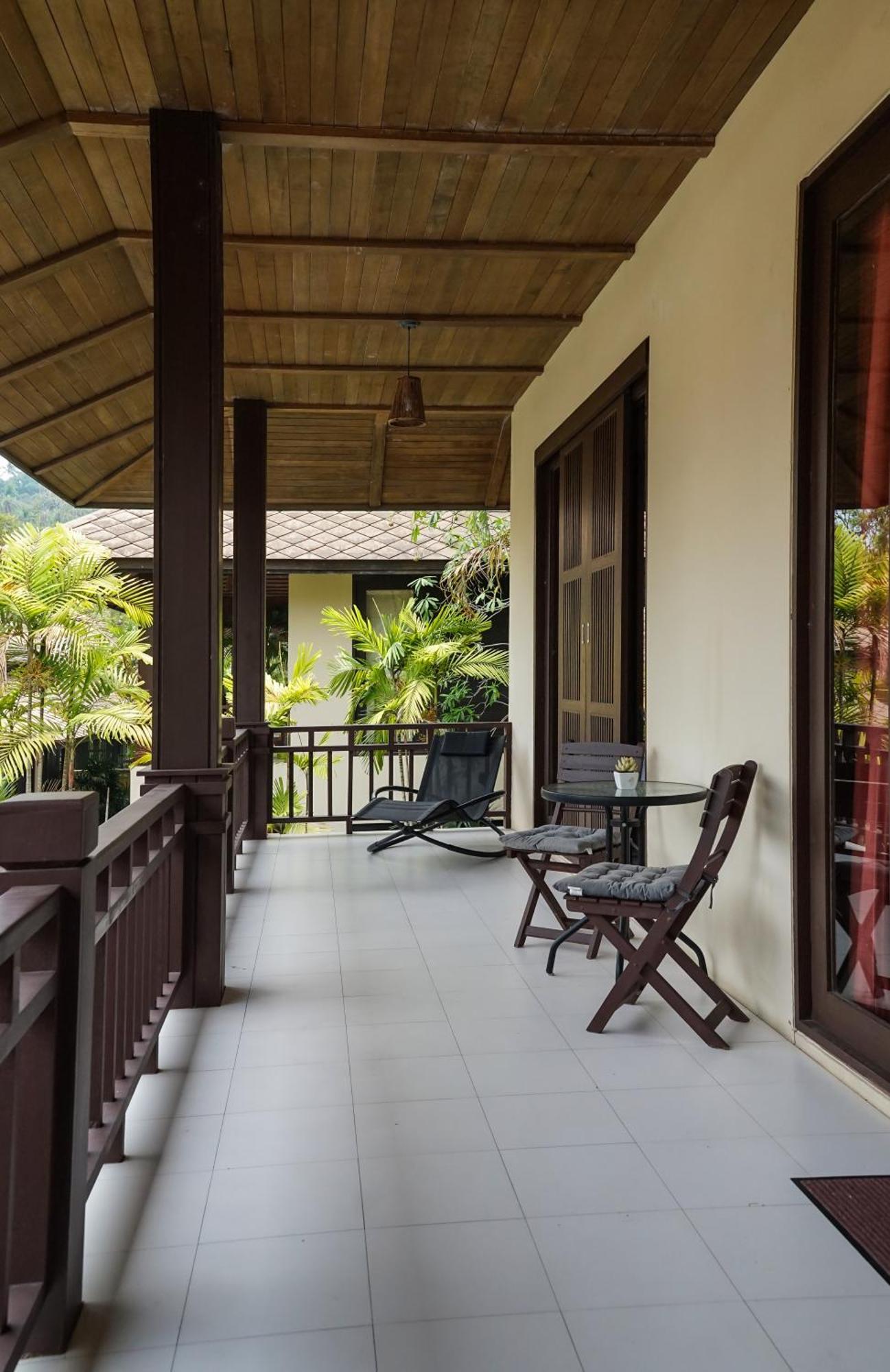 Large 4 Bed Villa Short Walk To Maenam Beach Маенам Экстерьер фото