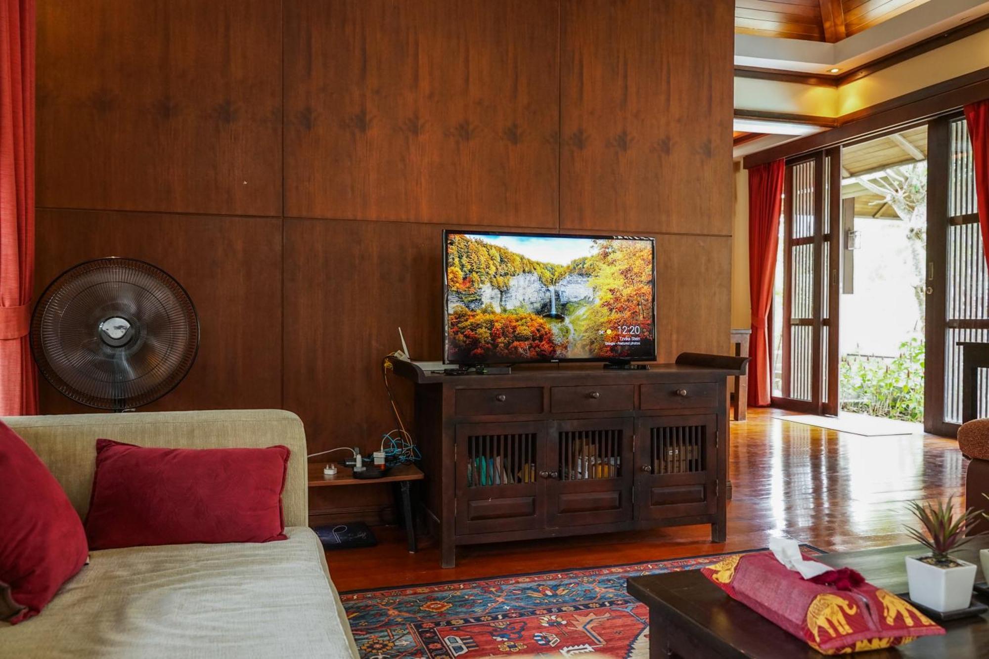 Large 4 Bed Villa Short Walk To Maenam Beach Маенам Экстерьер фото